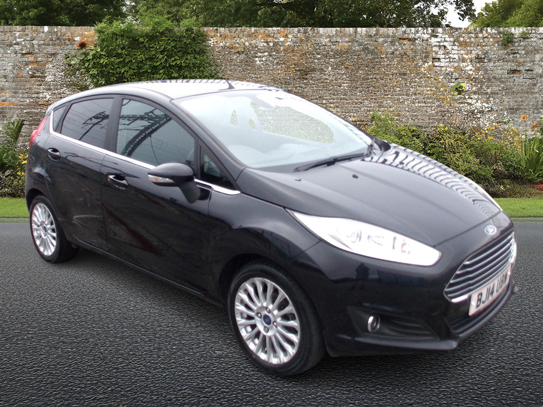 fiesta black 2