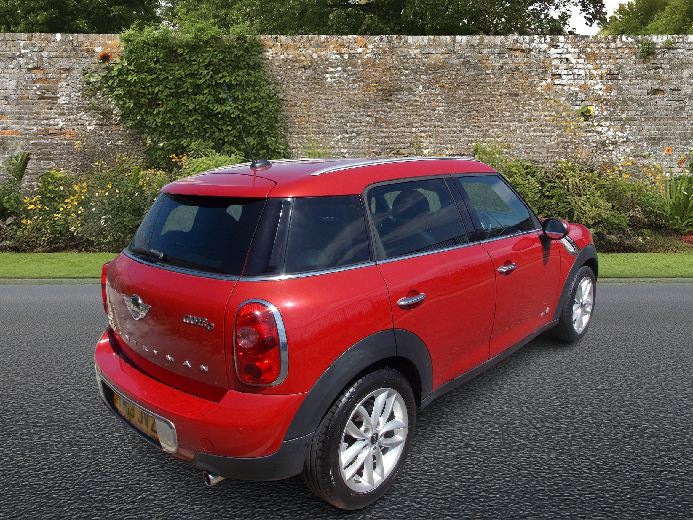 mini red 2