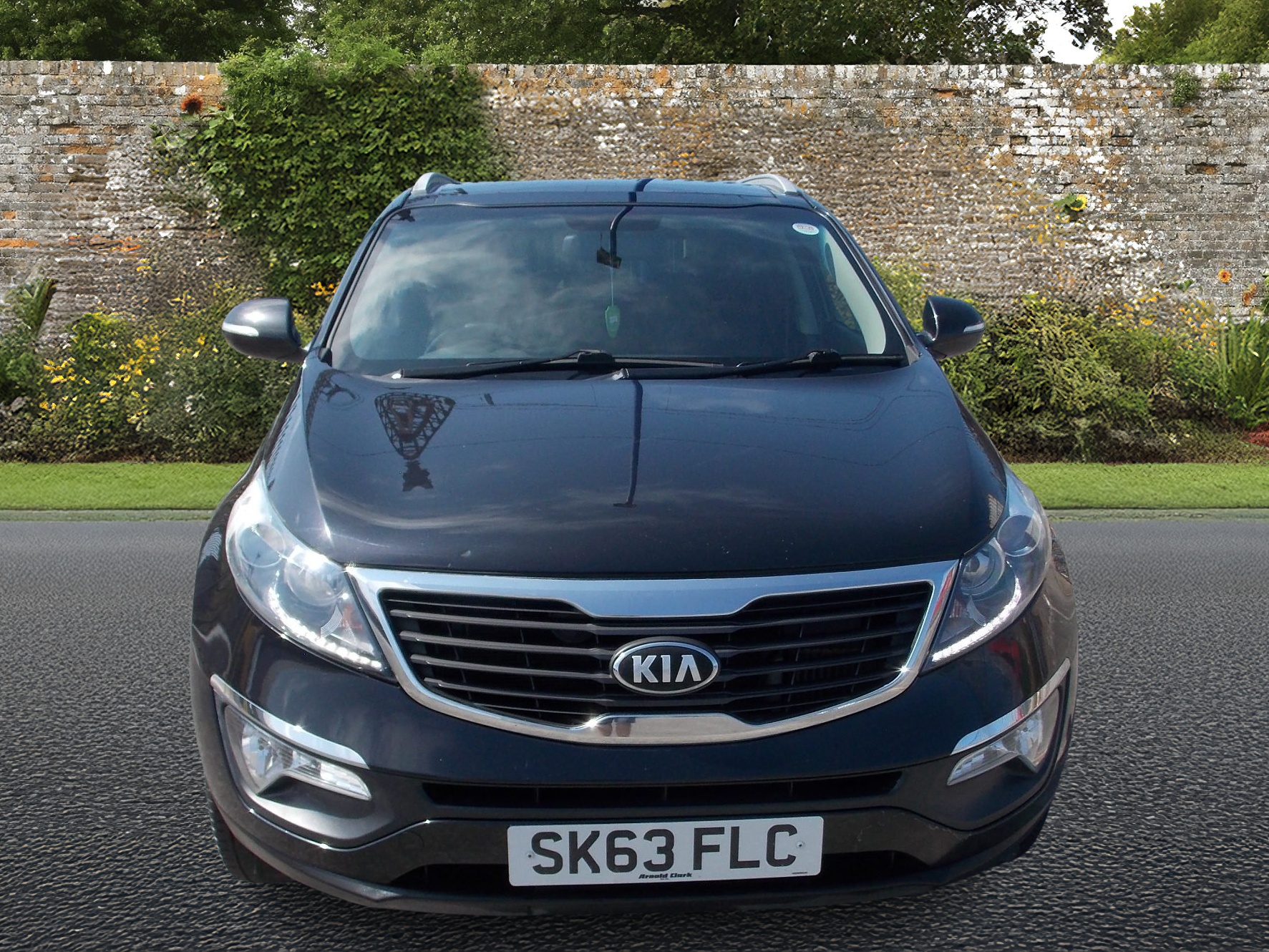 kia black 3